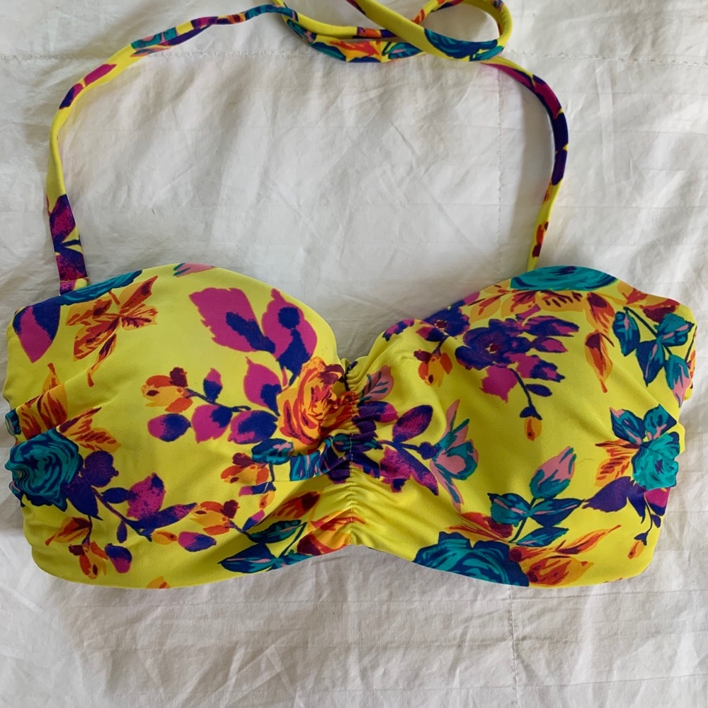 Bikini top